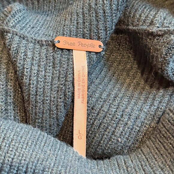 Free People Softly Structured Tunic Sweater Ribbed Deep Jade Boho LARGE OB816580 - Picture 4 of 13